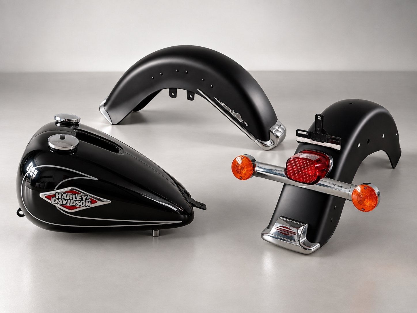 Originele Harley-Davidson Softail spuitset tank + spatborden, Motoren, Ophalen of Verzenden, Gebruikt
