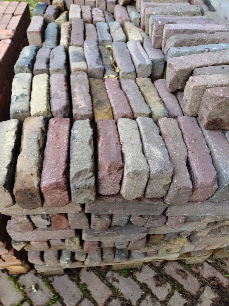 Zeer oude gebakken klinkers waalformaat 20x6x7 cm ong. 26m2, Ophalen, Overige materialen, Gebruikt, Klinkers