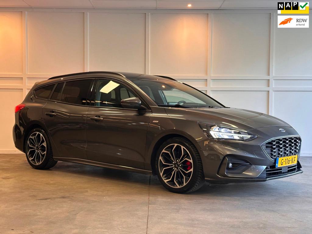 Ford Focus Wagon 1.5 EcoBoost ST Line / Trekhaak / Panorama, Auto's, 1345 kg, Stof, Gebruikt, Euro 6
