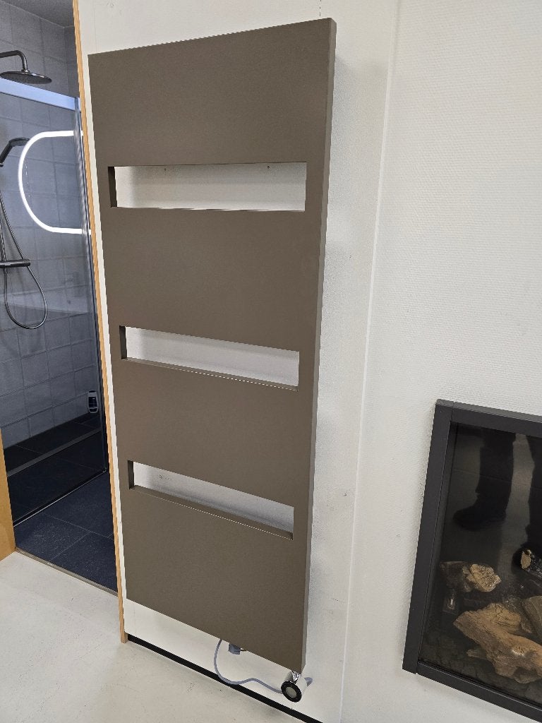 Elektrische Lavigo Radiator taupe 154x60cm NIEUW, Ophalen, Nieuw, Overige kleuren