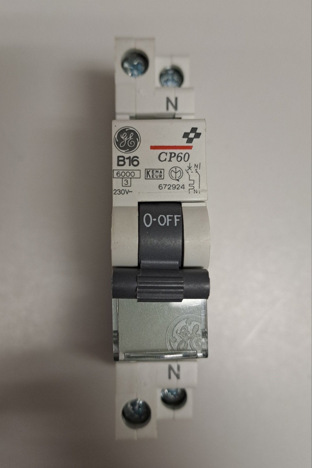 Installatieautomaten GE CP60 B16., Doe-het-zelf en Verbouw, Elektra en Kabels, Ophalen of Verzenden, Overige typen
