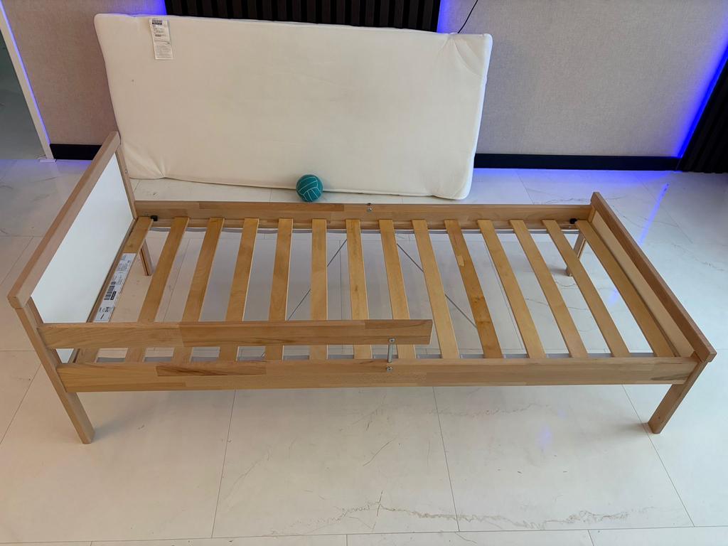 Bed matras, Kinderen en Baby's, Kinderkamer | Bedden, Ophalen, 85 tot 100 cm, Zo goed als nieuw, Matras