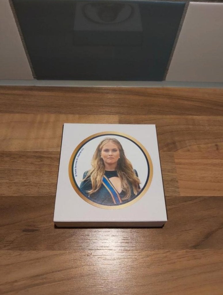 Gouden postzegel Amalia, 24 karaats, Postzegels en Munten, Ophalen of Verzenden, Postfris