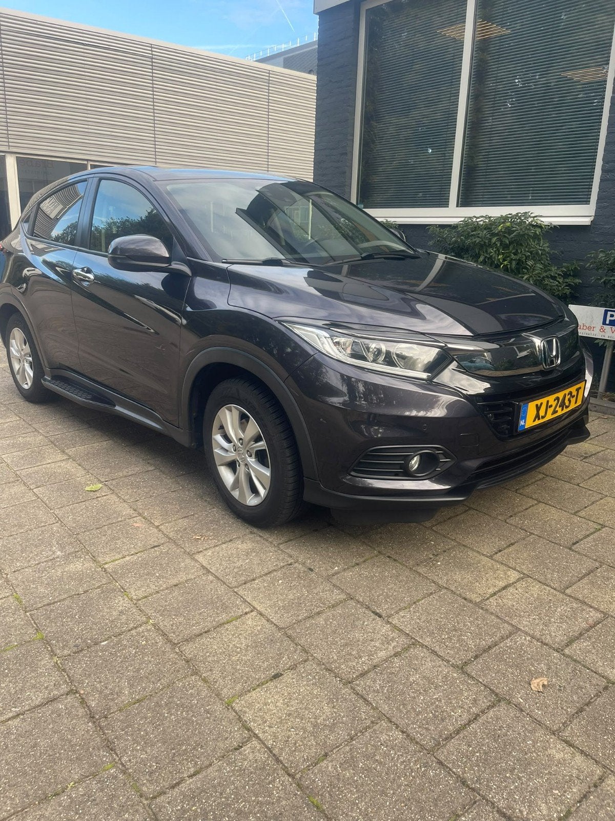 Honda HR-V 1.5 I-vtec 130pk CVT 2019 Zwart, Auto's, 15 km/l, Alcantara, Zwart, Origineel Nederlands