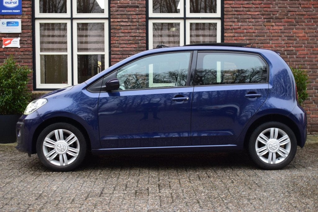Volkswagen Up! 1.0 BMT high up! Camera | Panoramadak | Cruis, Voorwielaandrijving, Gebruikt, Met garantie (alle), Origineel Nederlands