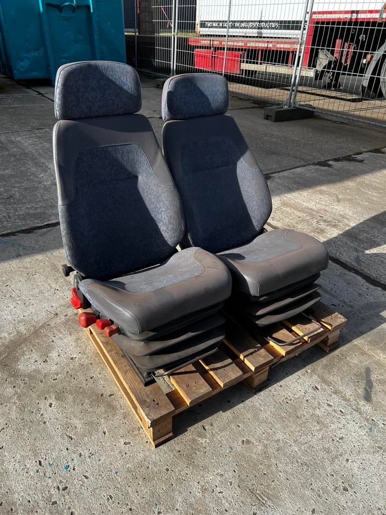 Dubbele lucht geveerde stoelen, Ophalen, Gebruikt, Volvo