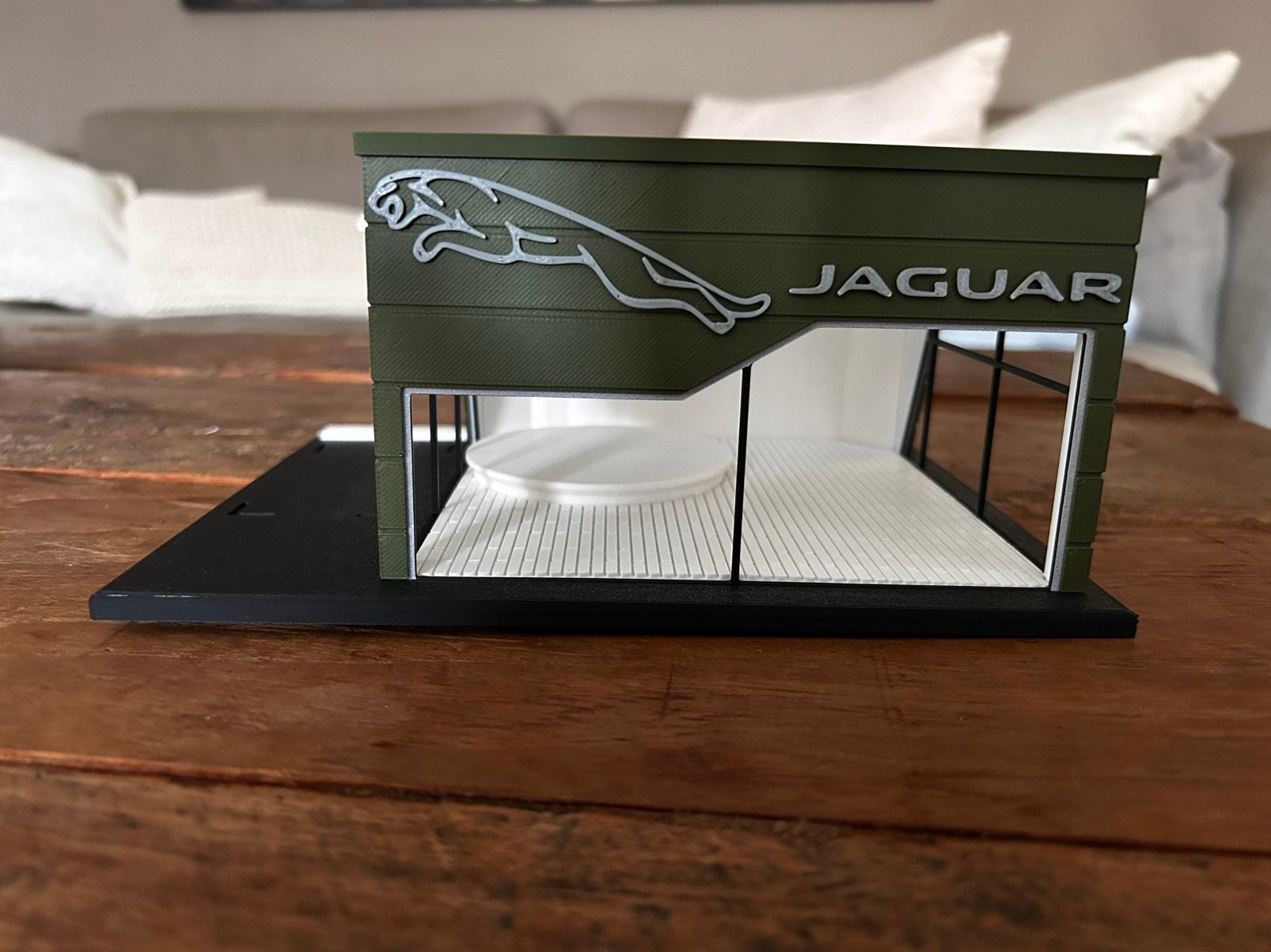 Jaguar showroom diorama 1/64, Hobby en Vrije tijd, Ophalen of Verzenden, Nieuw, Auto
