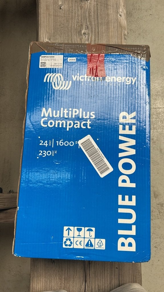 0088 - Victron MultiPlus Compact 24/1600 Omvormer&acculader, Ophalen of Verzenden, Gebruikt