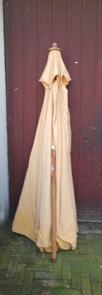 tuinparasol - 3 stuks - weg=weg prijzen, Ophalen, Gebruikt, Overige typen, 1 tot 2 meter