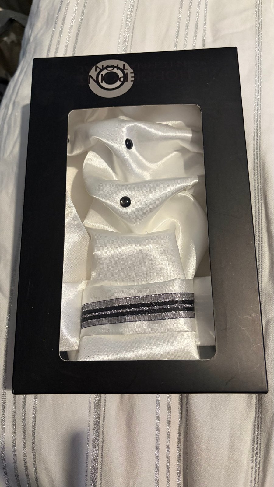 Nieuwe Epona Fashion Athena Pearl Plastron White-Black, Dieren en Toebehoren, Ophalen of Verzenden, Nieuw