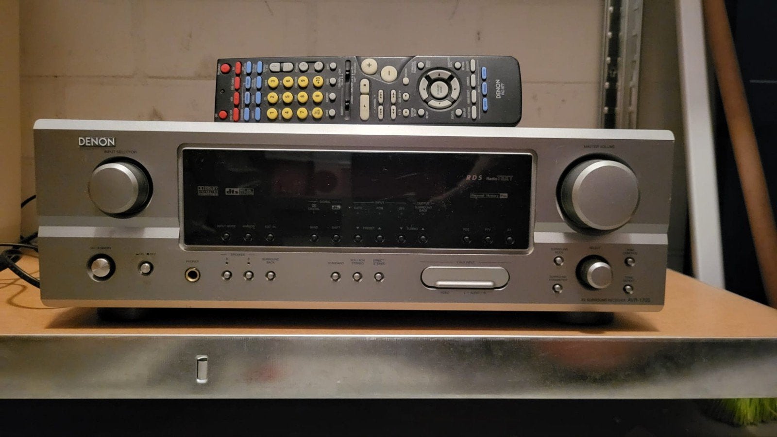 Denon AVR-1705 AV Surround Receiver met afstandsbediening, Audio, Tv en Foto, Versterkers en Receivers, Ophalen, Gebruikt, Denon