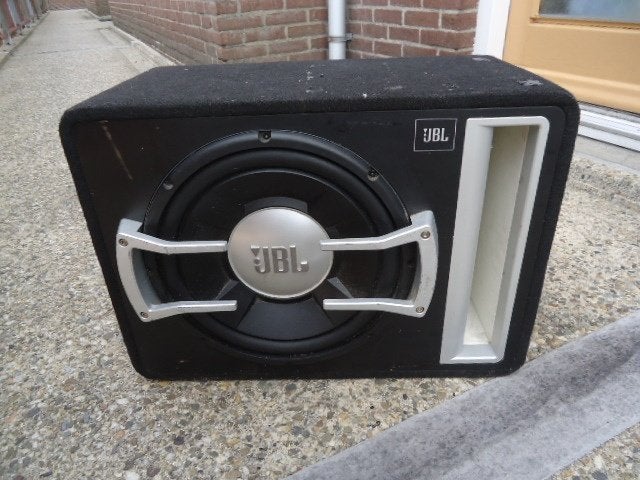 TE KOOP JBL SUBWOOFER GTO 1204 12 INCH MET VERTERKER, Ophalen, Zo goed als nieuw