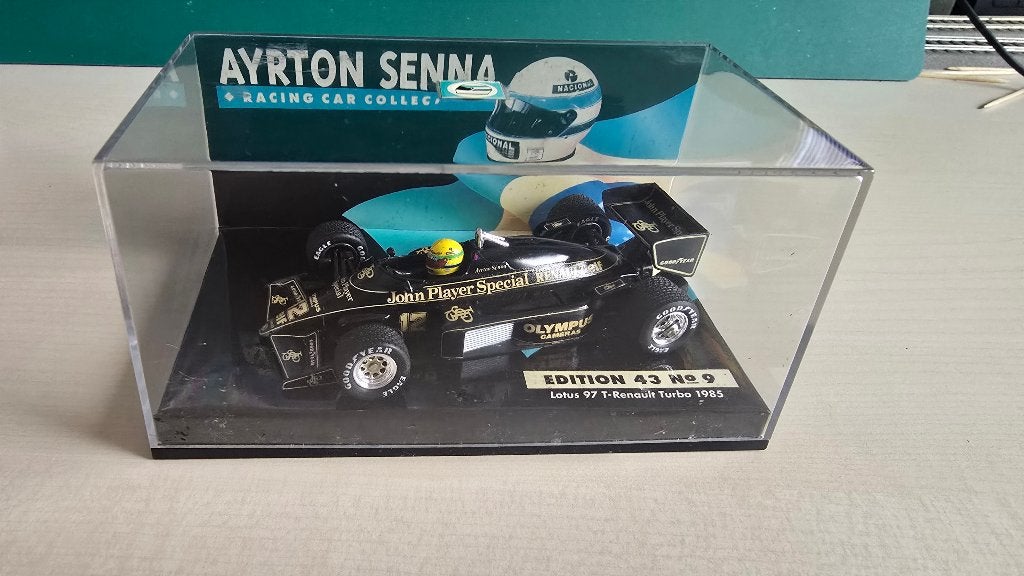 Ayrton Senna - Lotus 97T Renault Turbo 1985, Ophalen of Verzenden, Zo goed als nieuw, Auto, Overige merken