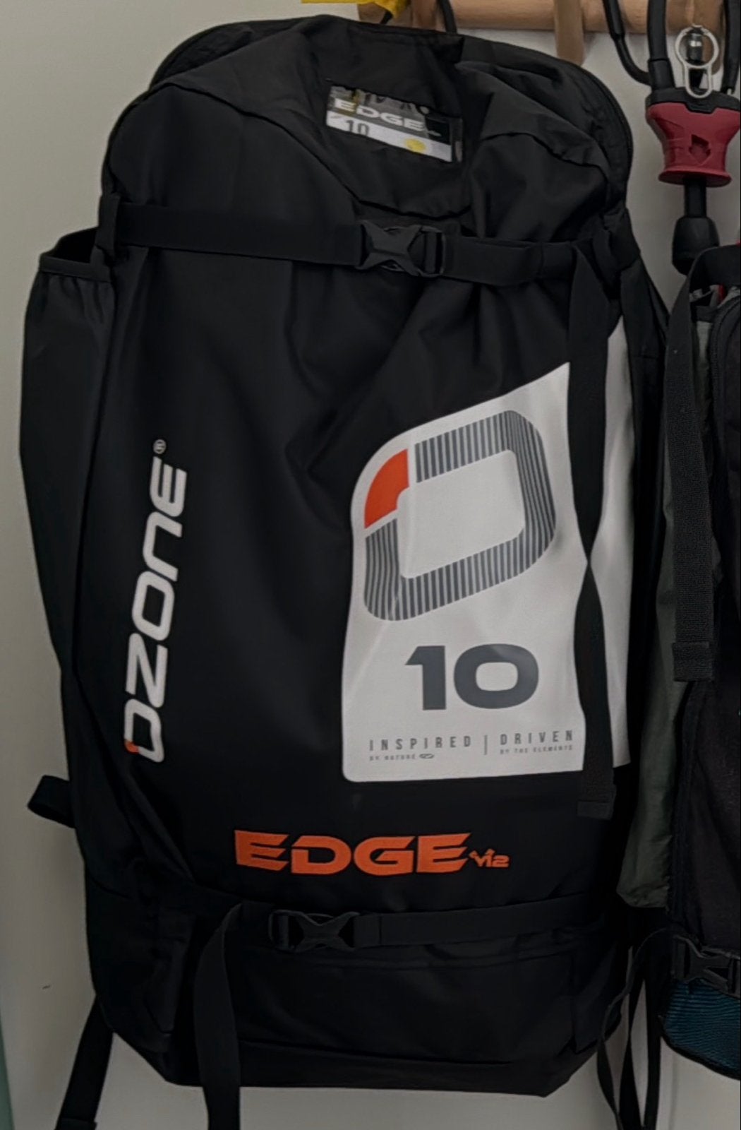 Ozone Edge V12 10m² Kite - zgan - geen reparaties, 10 m², Geen board, Ophalen of Verzenden, Zo goed als nieuw