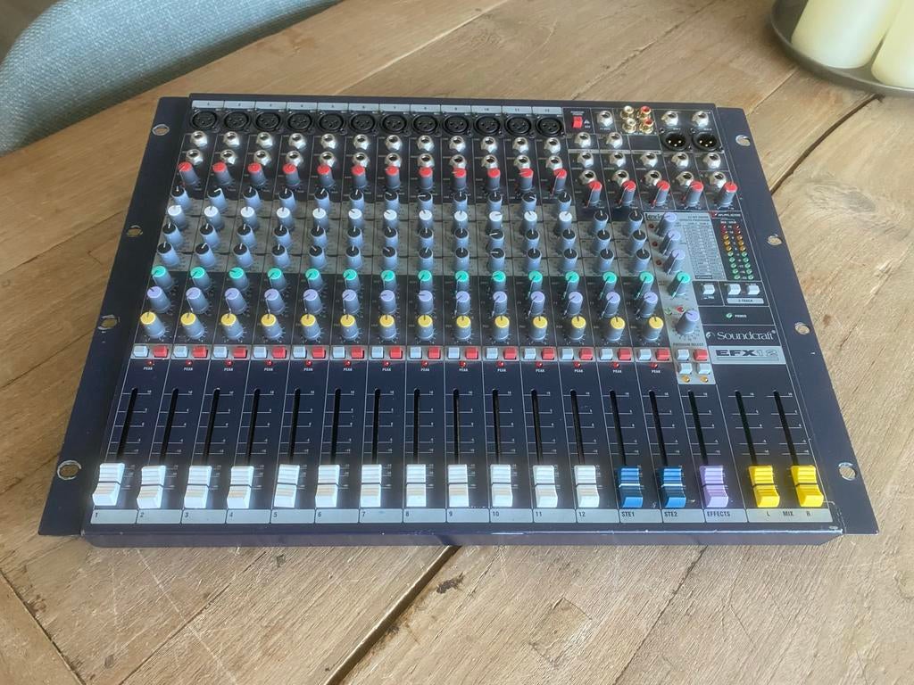 Soundcraft EFX-12 mixer met Lexicon effecten, Muziek en Instrumenten, Mengpanelen, Gebruikt, Microfooningang, Ophalen of Verzenden