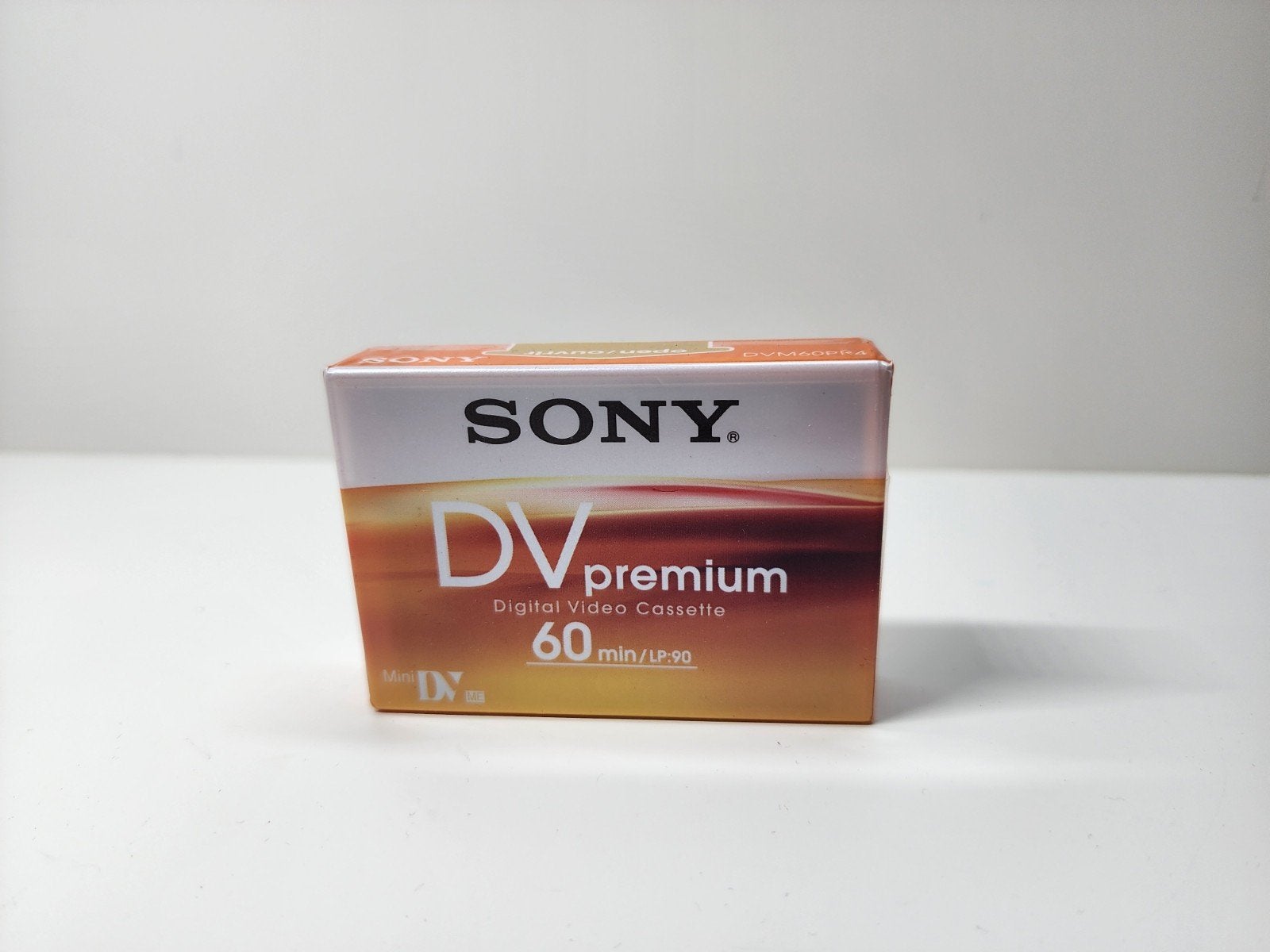 Sony DV Premium Digital Video Cassette 60 min/LP-90, Mini dv, 20x of meer, Nieuw, Ophalen of Verzenden