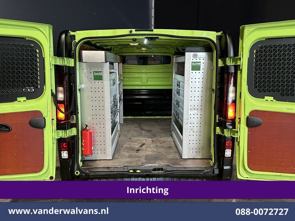 Renault Trafic 1.6 dCi L1H1 Inrichting Euro6 Airco | Navigat, Voorwielaandrijving, Stof, Gebruikt, 4 cilinders