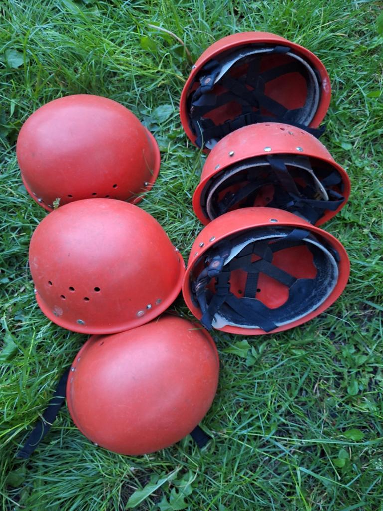 6 oude Helmen, Ophalen of Verzenden, Gebruikt
