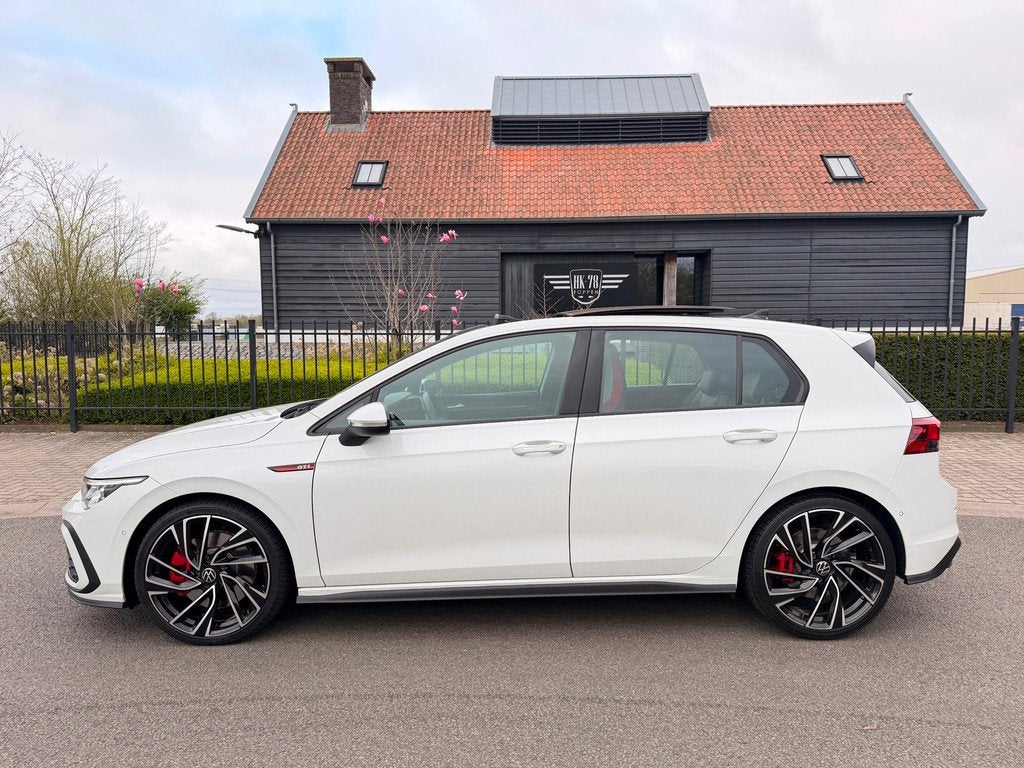 Volkswagen GOLF 2.0 TSI GTI Panoramadak Leer Stoelverwarming, Auto's, Automatische klimaatregeling, 4 cilinders, 1984 cc, Wit