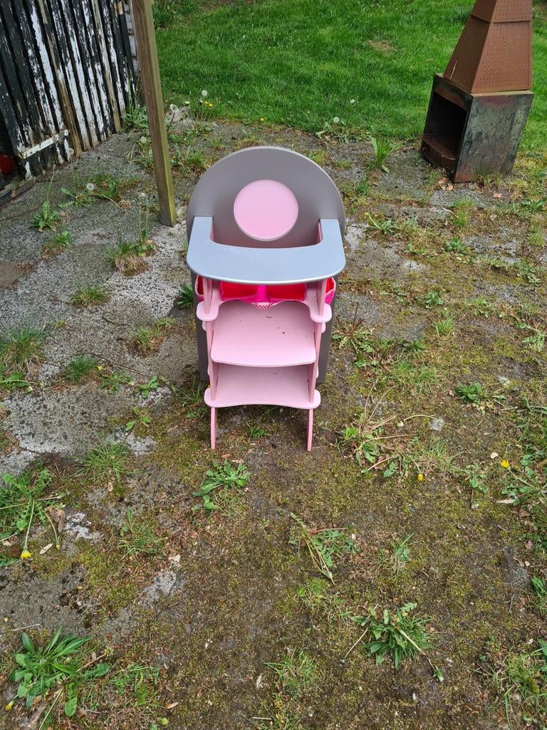Roze kinderstoel met eetblad, Ophalen, Gebruikt, Overige typen, Afneembaar eetblad