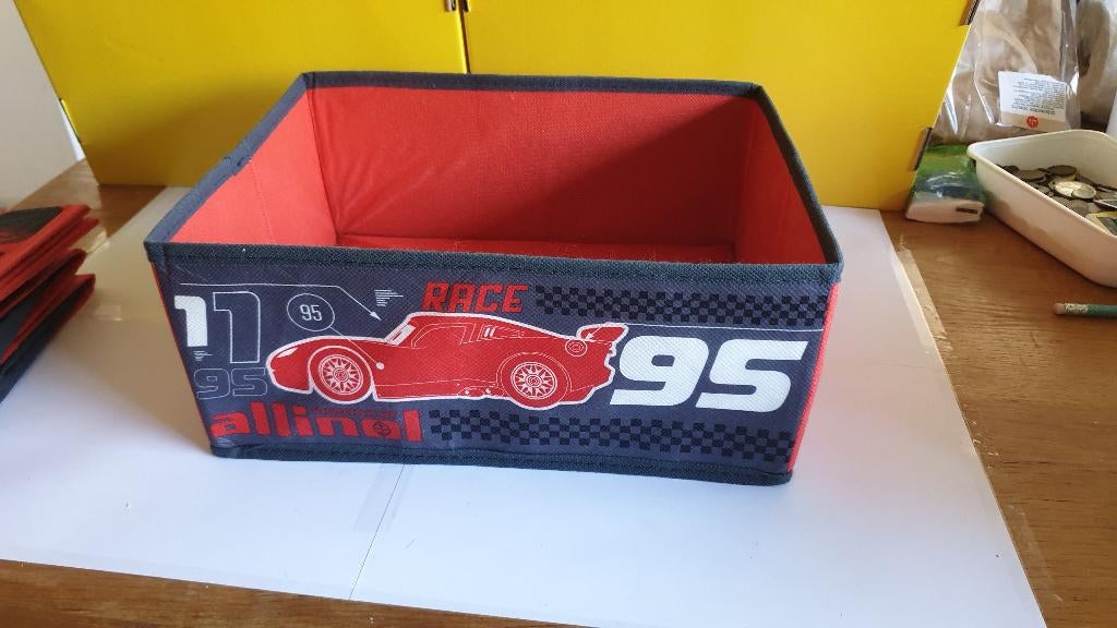 0579 kallax mandje grijs extreme racing ., Huis en Inrichting, Kasten | Wandmeubels, Verzenden, 25 tot 50 cm, Minder dan 150 cm