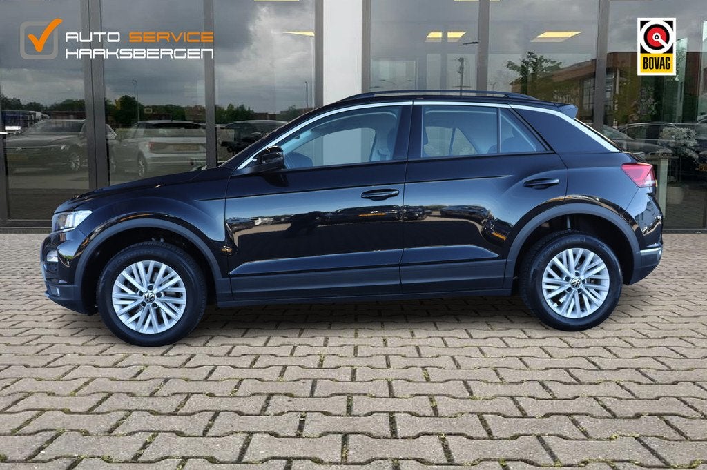 Volkswagen T-Roc 1.5 TSI Style | Trekhaak | Camera | ACC |, 1254 kg, Stof, 4 cilinders, 150 pk