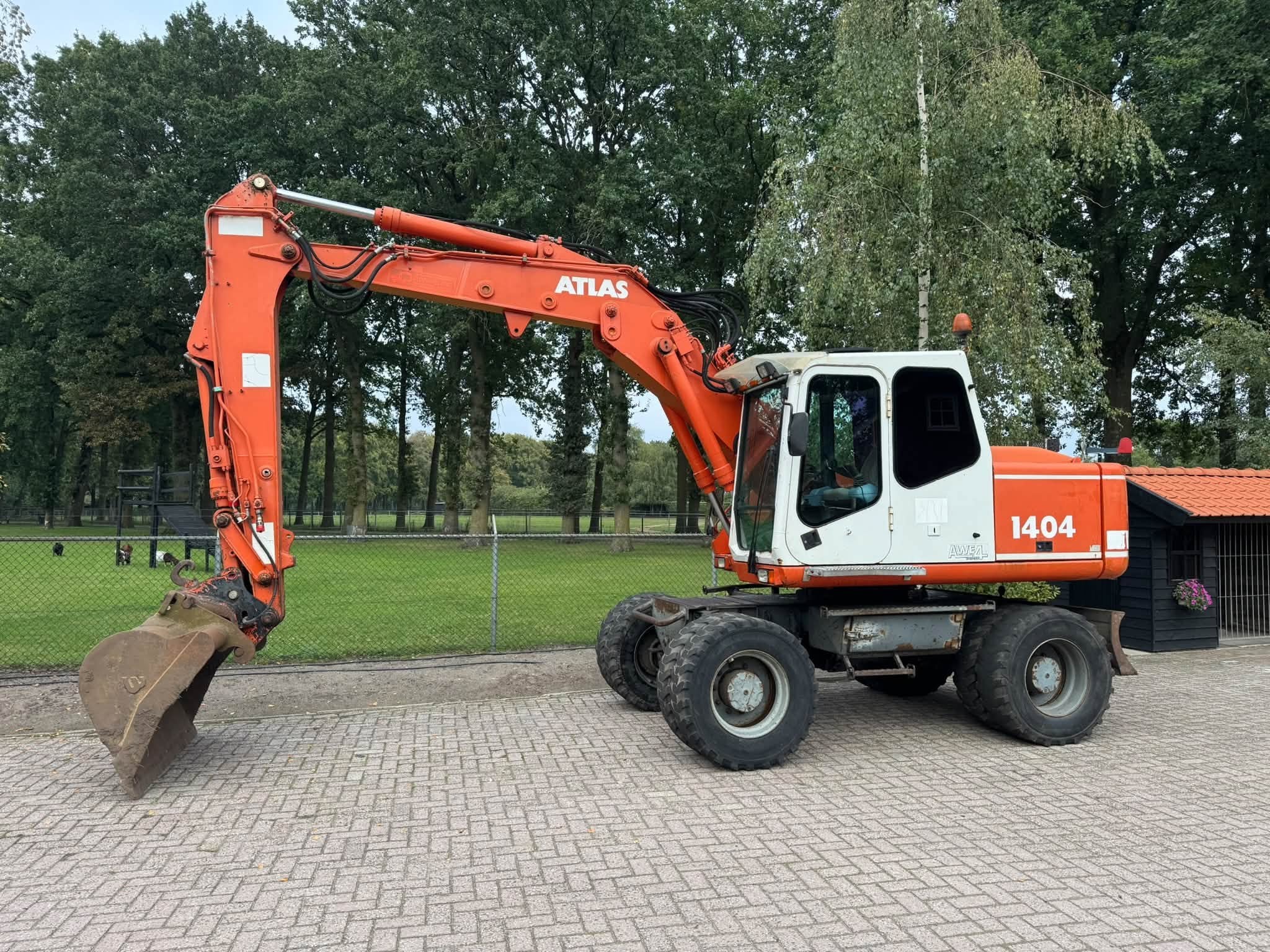Atlas 1404 Mobiele kraan CW30 + kenteken (bj 2001), Graafmachine