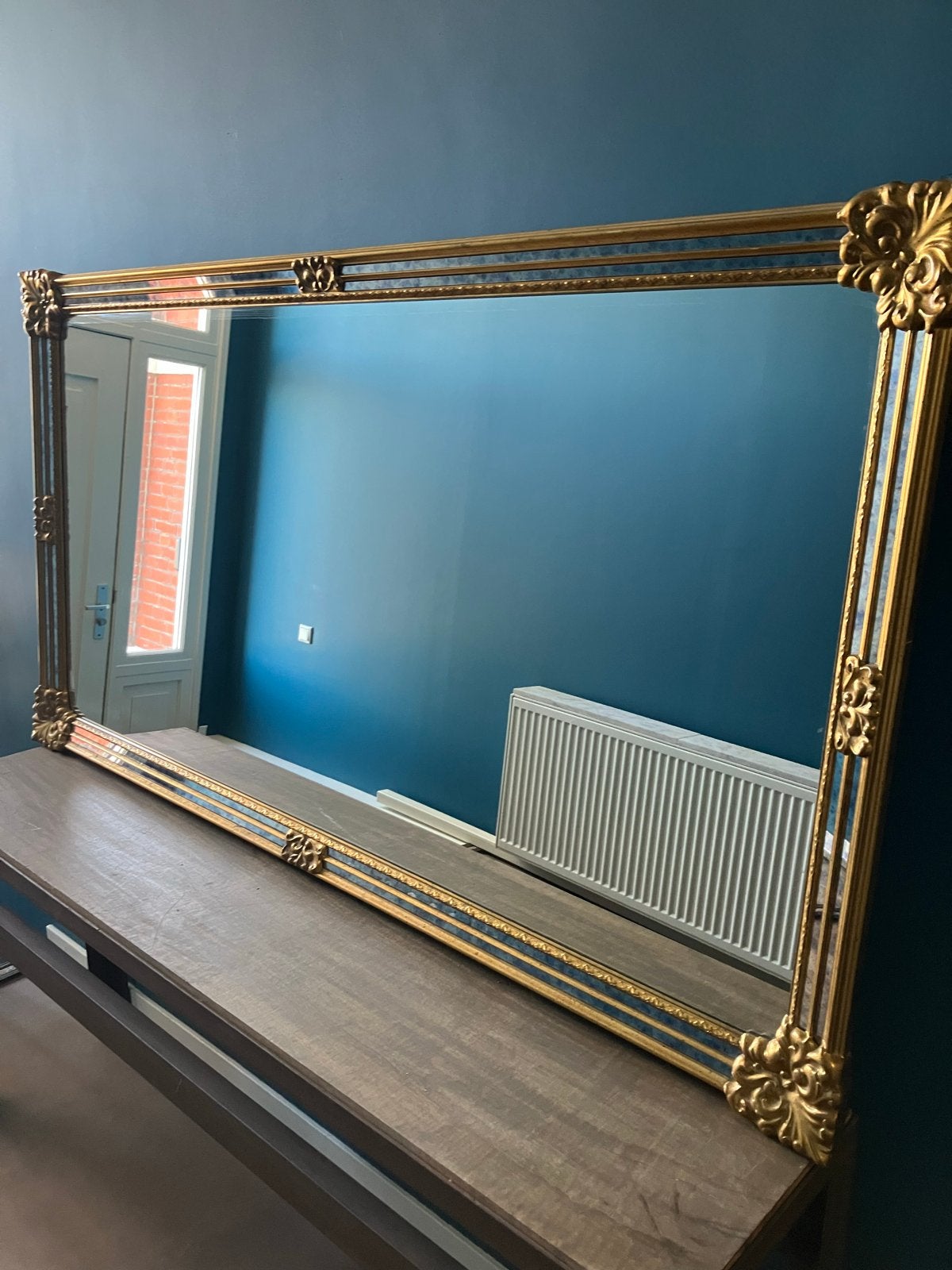 Grote spiegel 182x98 cm met sierlijke gouden lijst, Gebruikt, Ophalen of Verzenden, 75 tot 100 cm, 150 tot 200 cm