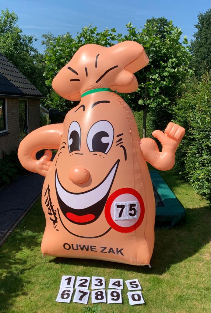 Huur opblaasbare 'Ouwe Zak', 'Ouwe Taart', 'Ouwe Lul', 'Ouwe, Ophalen, Zo goed als nieuw, Verjaardag