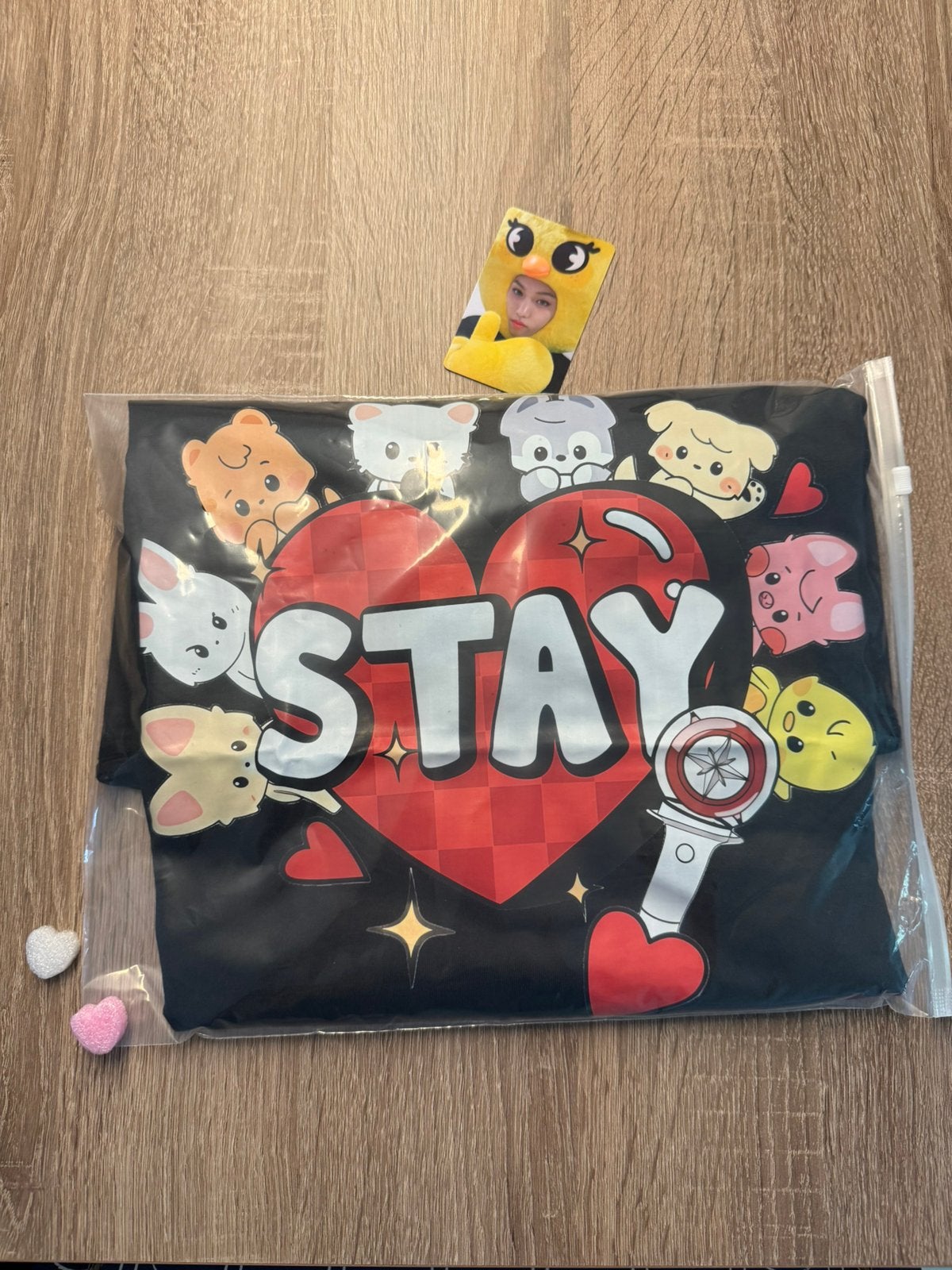 Stray Kids Love STAY zwart fanmade T-shirt maat L nieuw, Ophalen of Verzenden, Nieuw, Kleding