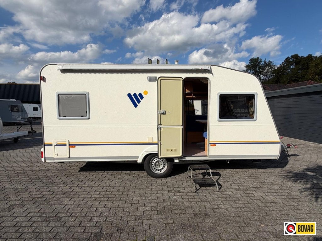 Knaus Vimara 450 met Luifel!, Fietsenrek, Rondzit, Bedrijf, 750 - 1000 kg