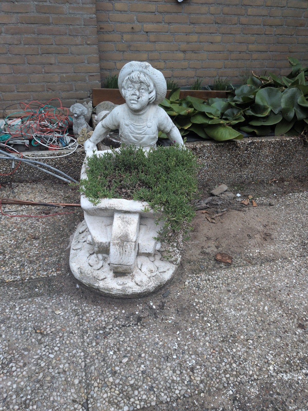 Zwaar betonnen beeld, gratis af te halen, Ophalen of Verzenden, Gebruikt, Beton, Mensenbeeld