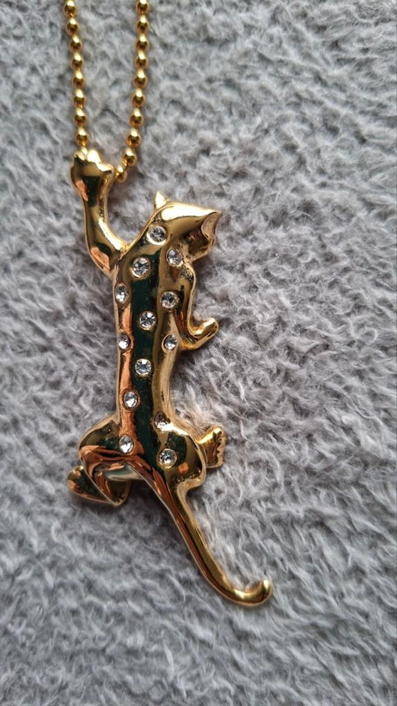 Ketting met panter en strass steentjes, Overige materialen, Met strass, Ophalen of Verzenden, Zo goed als nieuw