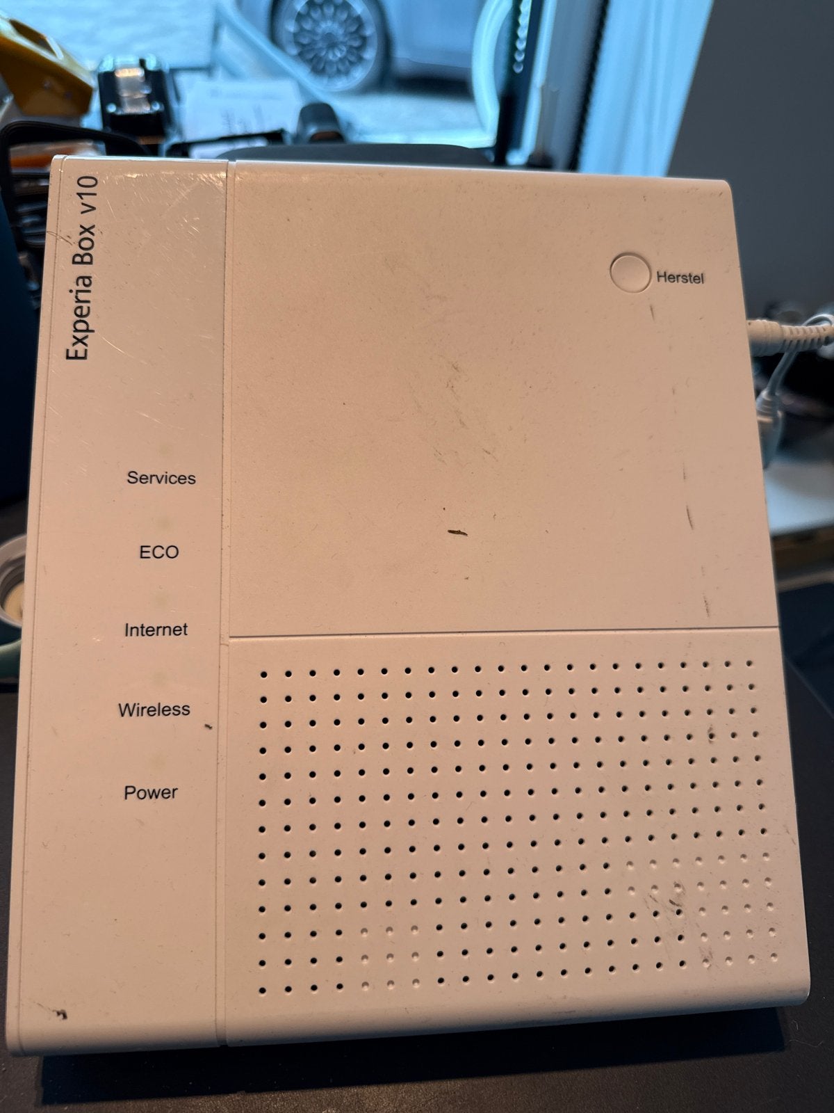 KPN Experia Box v10 Router/Modem, Computers en Software, Routers en Modems, Ophalen of Verzenden, Gebruikt, Router met modem