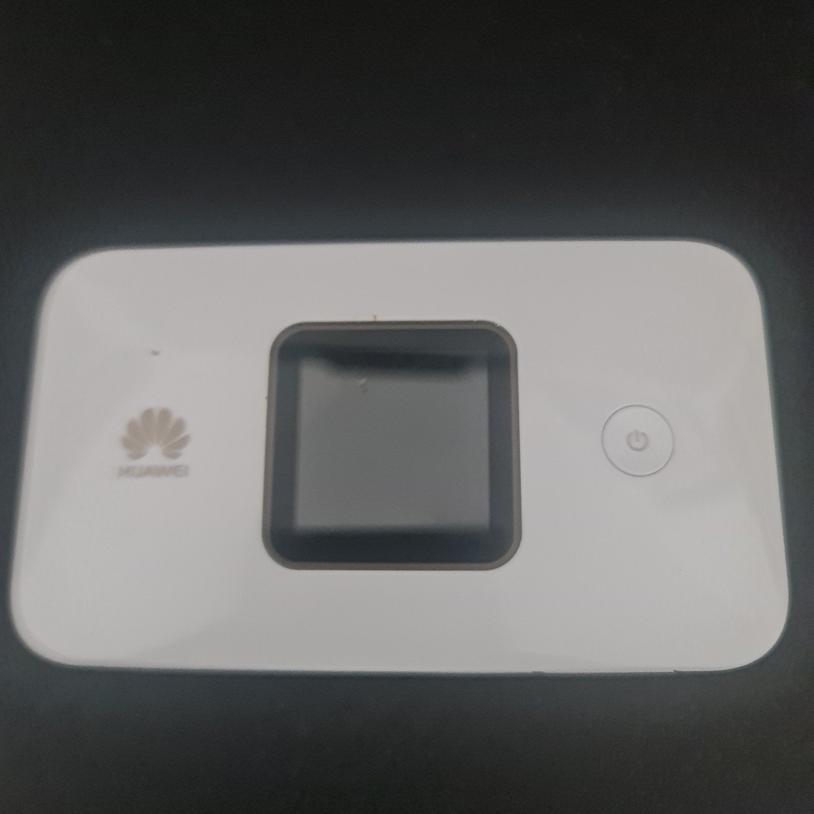Huawei 4G Mobiele WiFi Router - Draagbaar en Snel, Ophalen, Zo goed als nieuw, Router, Huawei