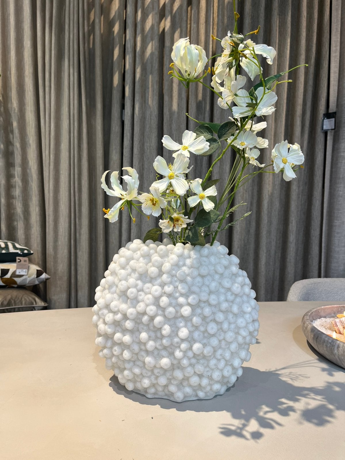 Vaas Berries, Kunststof, Met patroon/structuur, Beige, Nieuw