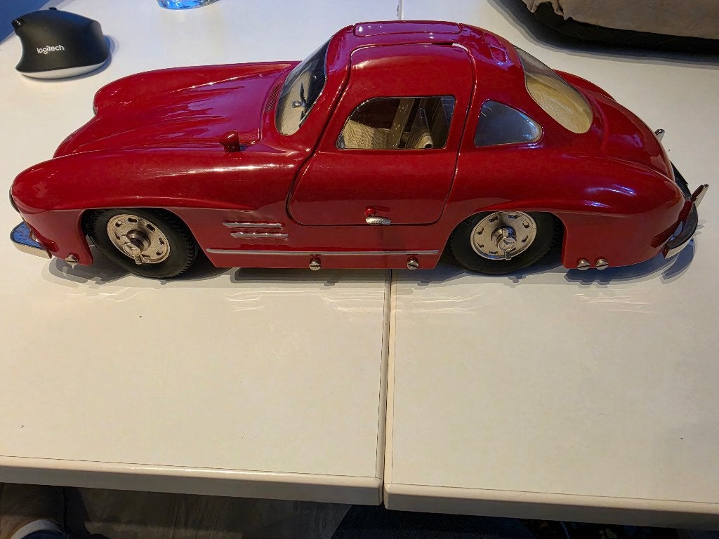 Mercedes-benz 300 SL 1/16 marklin museum model uit 1993, Ophalen of Verzenden, Gebruikt, Auto