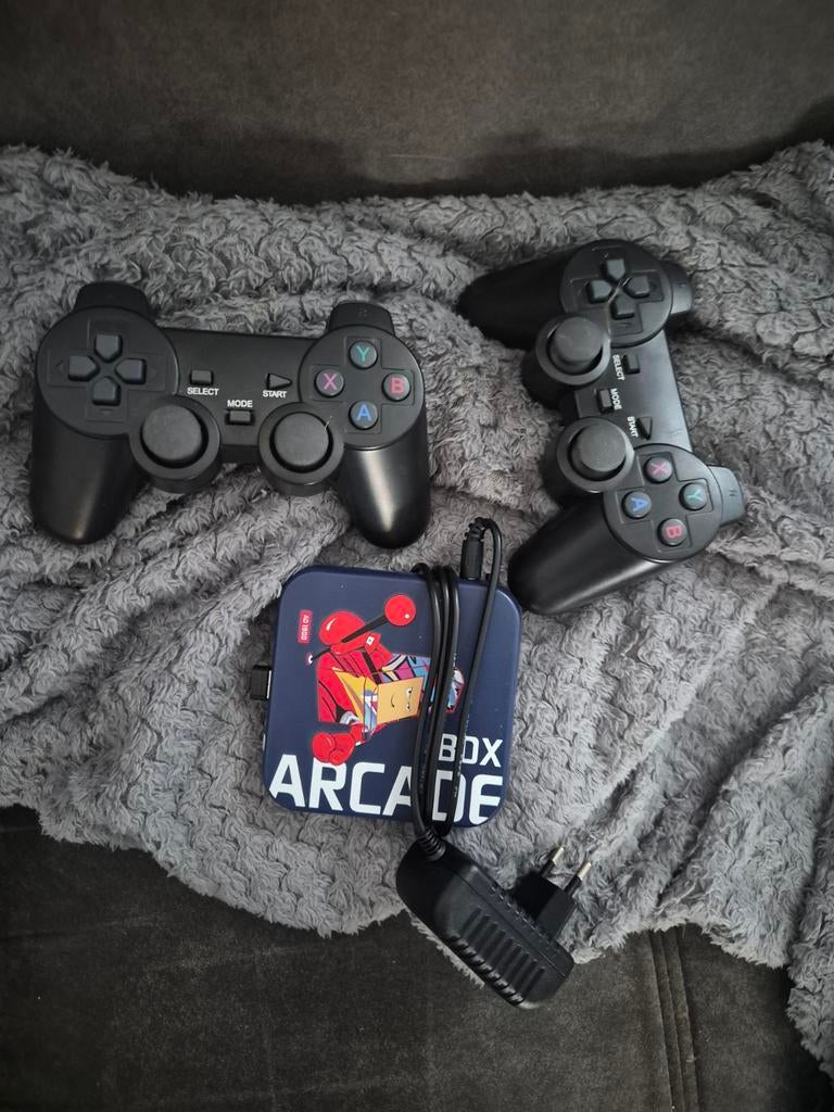 Mooie arcade box, Spelcomputers en Games, Spelcomputers | Atari, Ophalen, Zo goed als nieuw, Met 2 controllers, Overige modellen