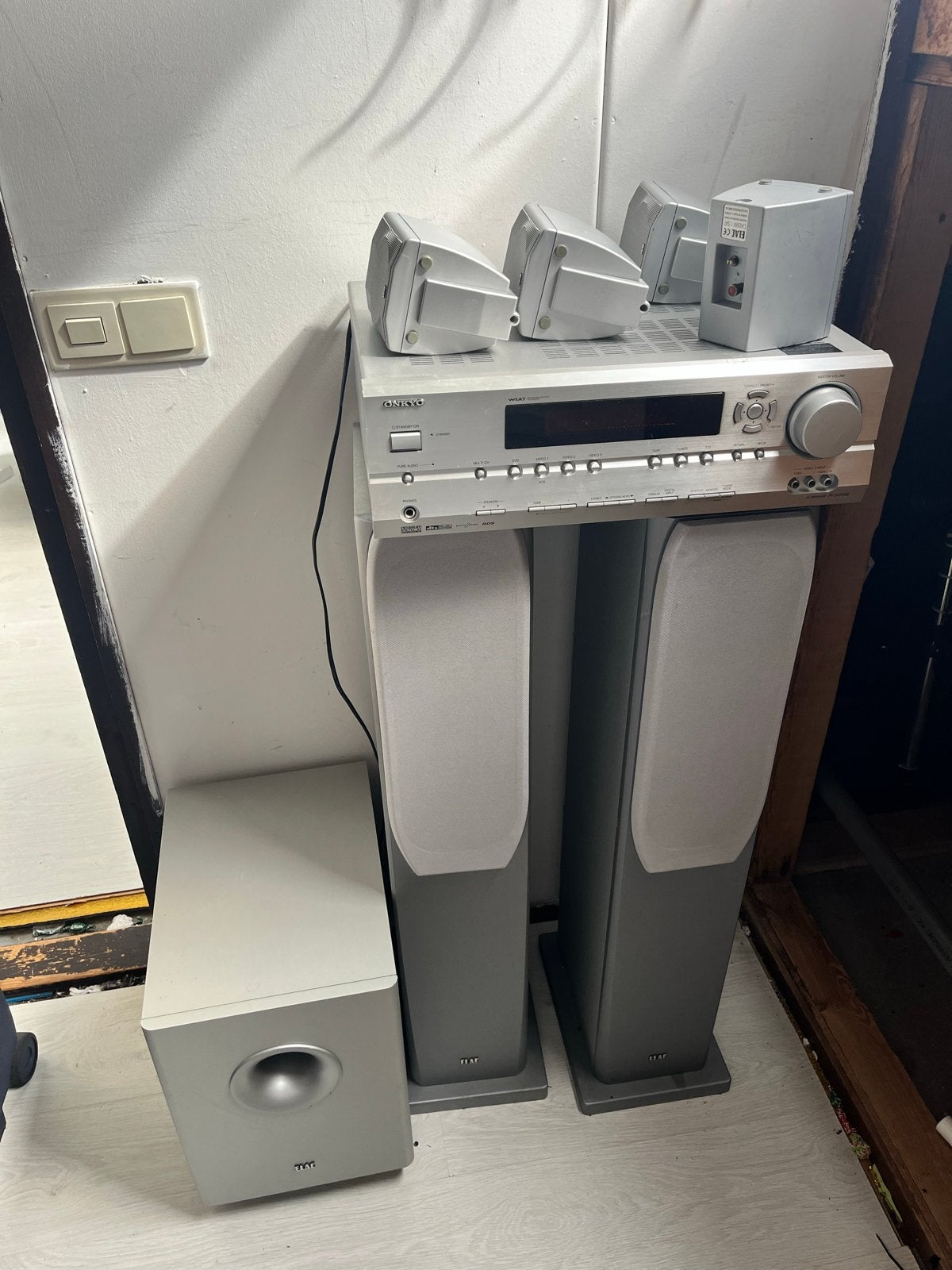 Onkyo versterker met Elac speakers en subwoofer, Gebruikt, Losse componenten, Speakers, Ophalen