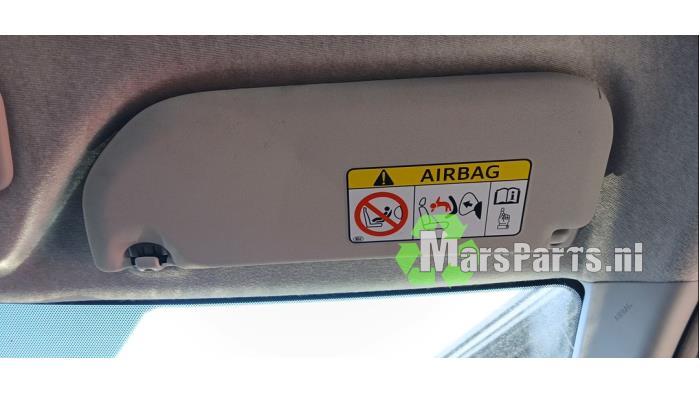 Zonneklep van een Peugeot 108, Auto-onderdelen, Interieur en Bekleding, Gebruikt, -, -, Ophalen of Verzenden