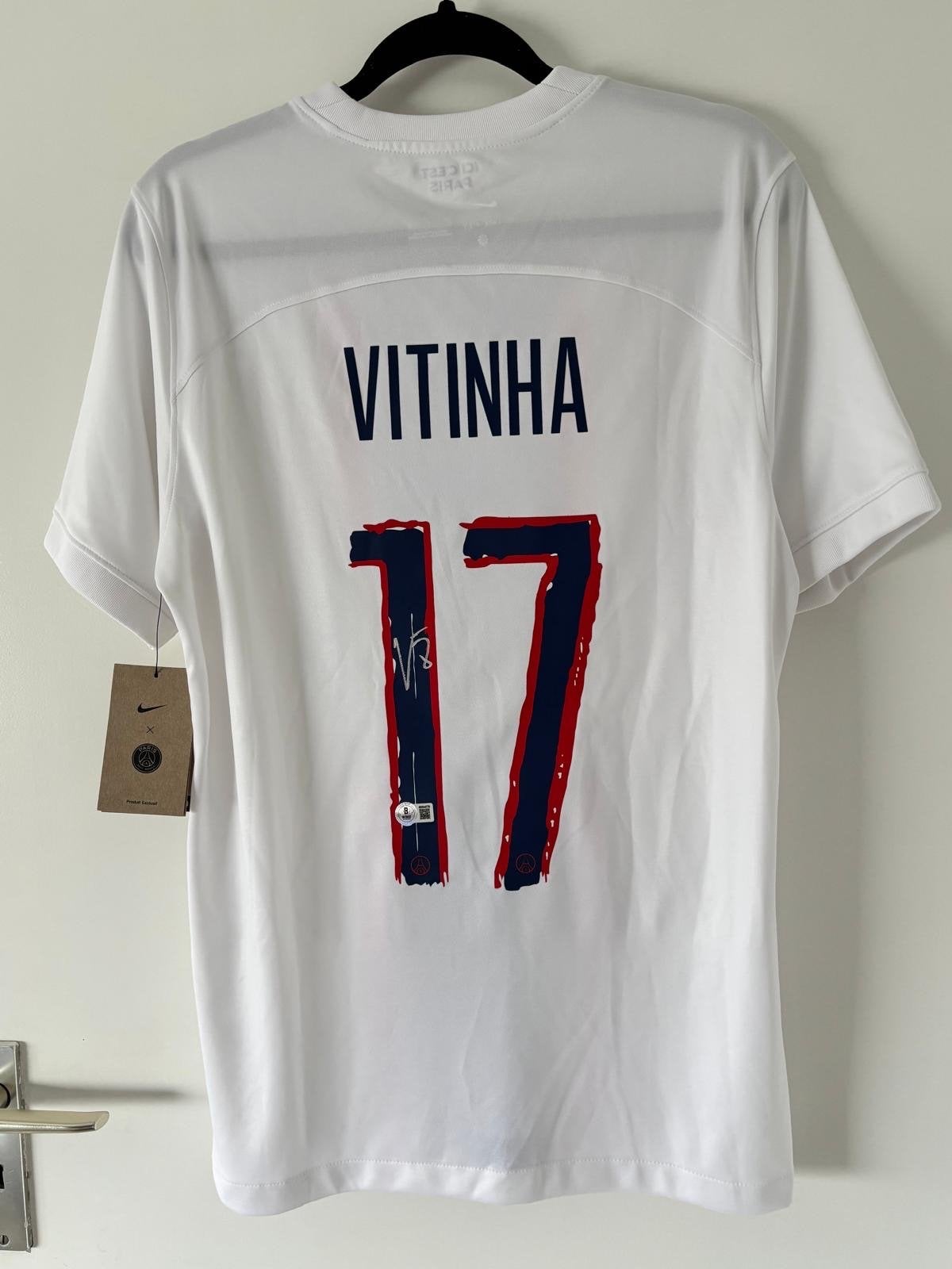 Gesigneerd Vitinha Voetbalshirt PSG | Beckett COA, Verzamelen, Sportartikelen en Voetbal, Ophalen of Verzenden, Nieuw, Buitenlandse clubs