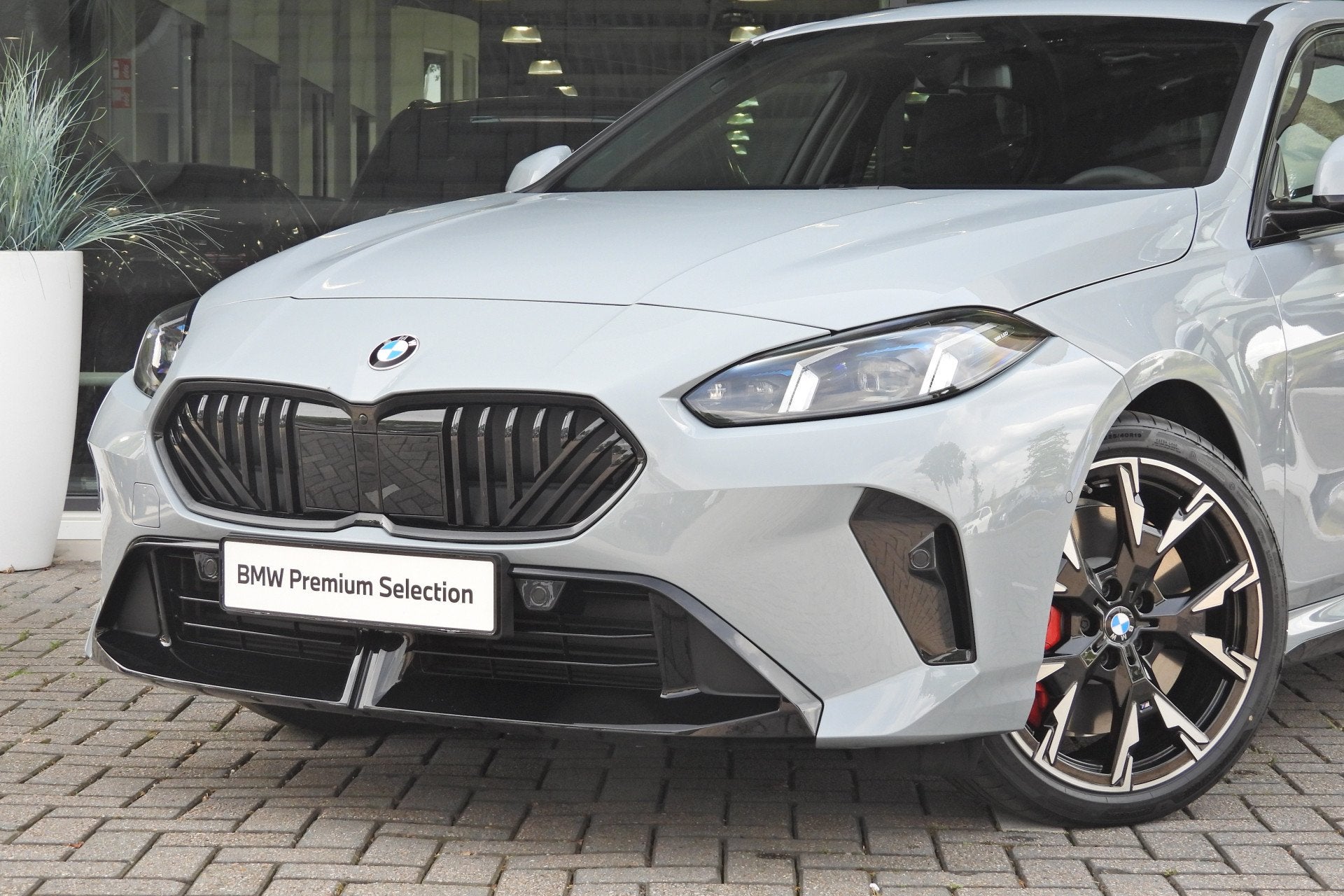 BMW 1 Serie 120 M Sport Automaat / Panoramadak / Sportstoele, Auto's, 156 pk, Met garantie (alle), Origineel Nederlands, Bedrijf