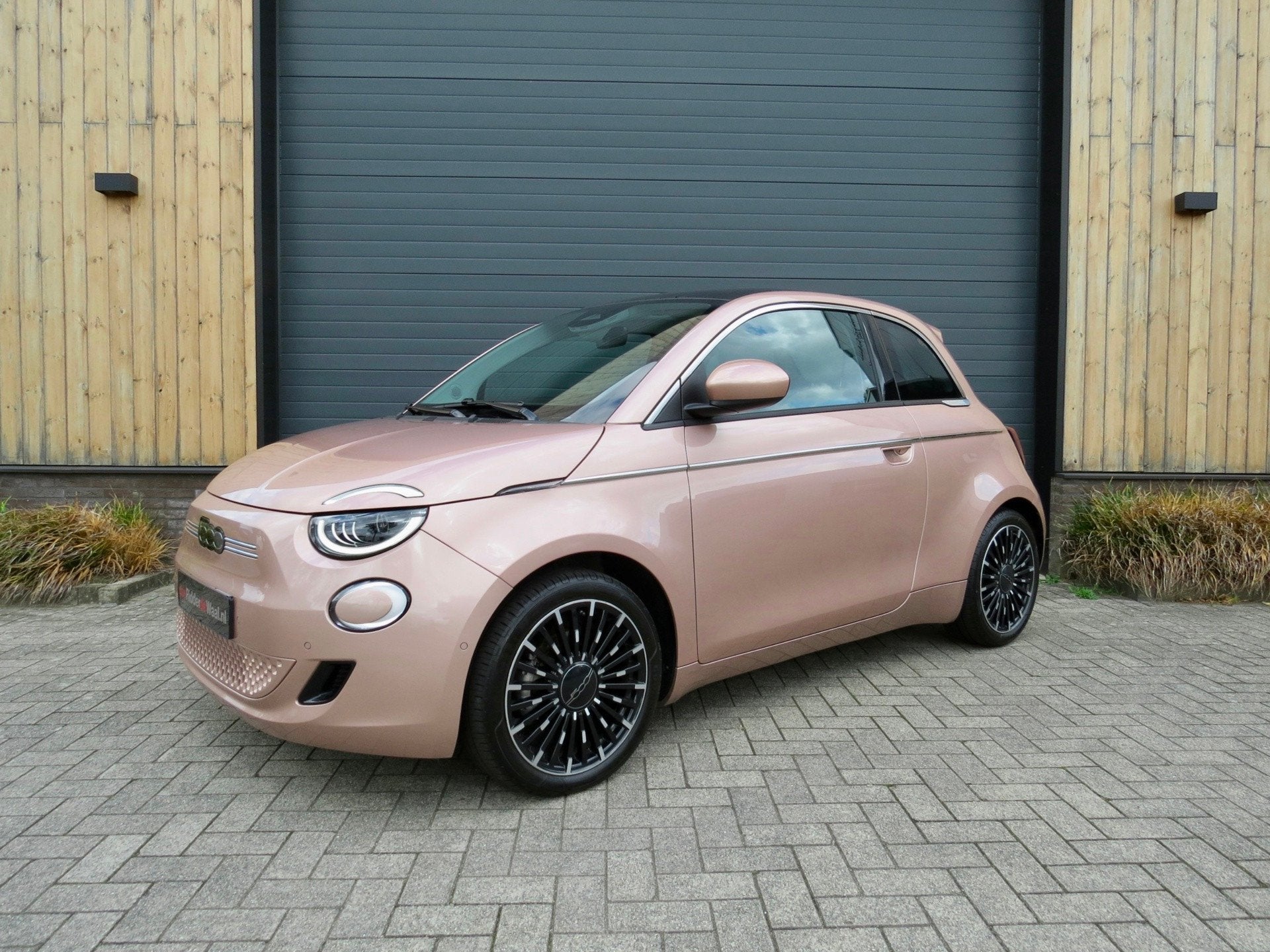 Fiat 500e 3+1 La Prima By Bocelli 42 kWh *Pano *Carplay *Jbl, Auto's, Gebruikt, Overige kleuren, Onderhoudsboekje, Te koop