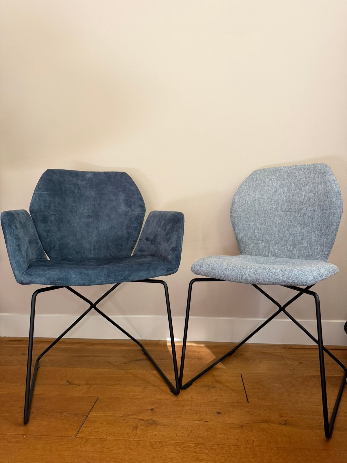 6 Manzini Dining Chairs (Eetkamerstoelen) - Petrol Blue, Ophalen, Modern design, Blauw, Zo goed als nieuw