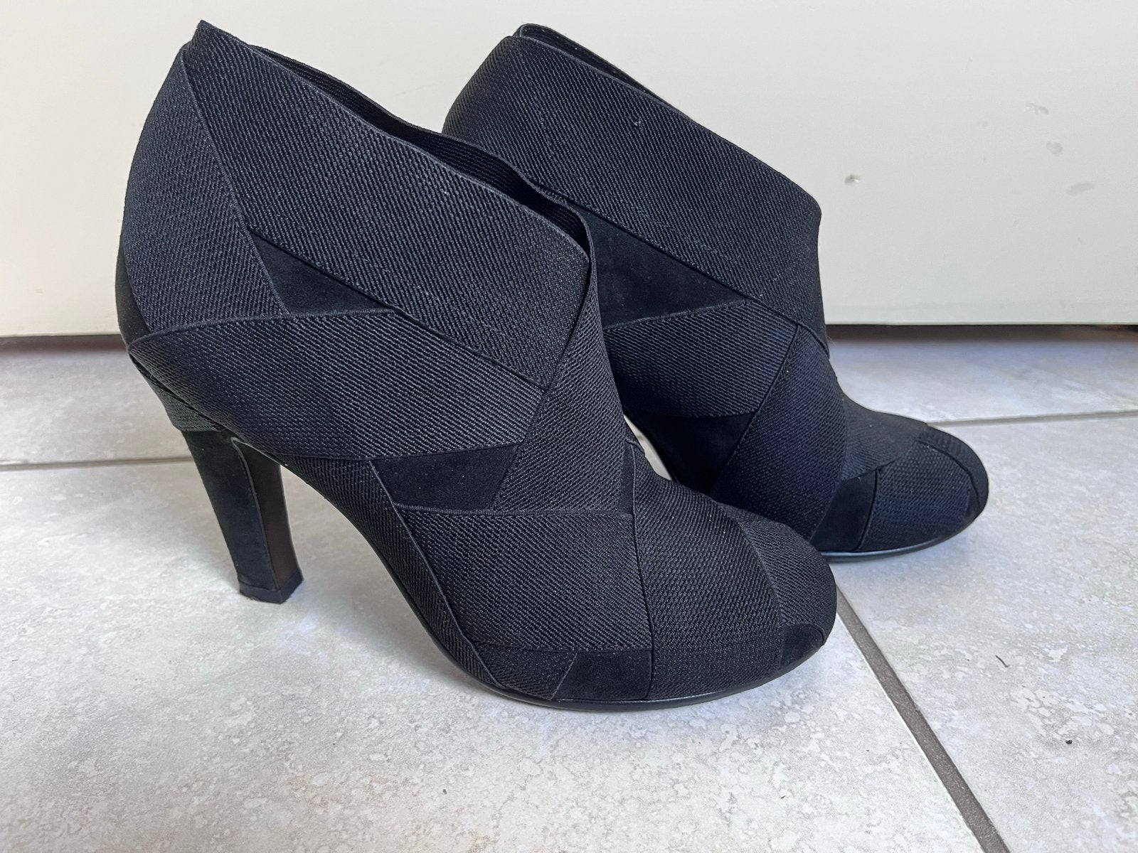 Nette zwarte enkellaarsjes United Nude, maat 38, Zwart, Lage of Enkellaarzen, Ophalen of Verzenden, Gedragen