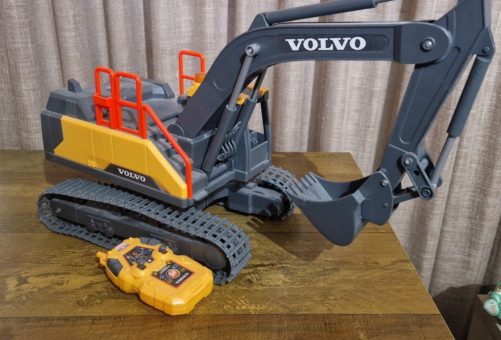 Volvo Graafmachine met Afstandsbediening, Ophalen, Gebruikt, Overige typen