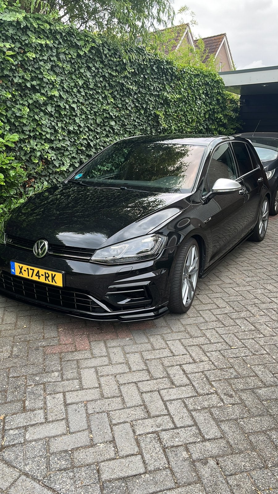 Volkswagen Golf 7.5R 2.0, Auto's, Volkswagen, Automaat, Adaptive Cruise Control, Zwart, 4 cilinders