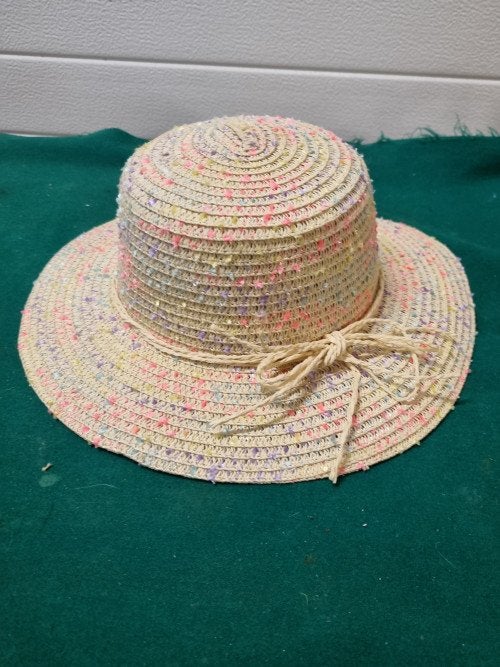 Zomerhoed dames touw met kleurtjes, Ophalen of Verzenden, 'T Olde Gre-j, Info@toldegrej.nl, Endepoelstraat 20f Didam