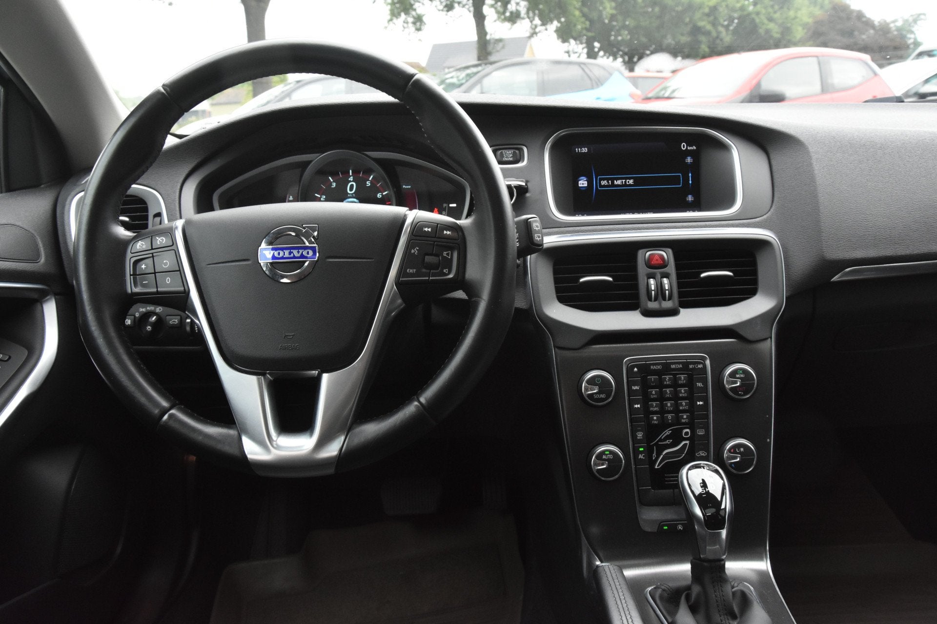 Volvo V40 1.6 T4 Momentum – 2014 | Origineel Nederlands |, Gebruikt, 4 cilinders, 179 pk, Origineel Nederlands