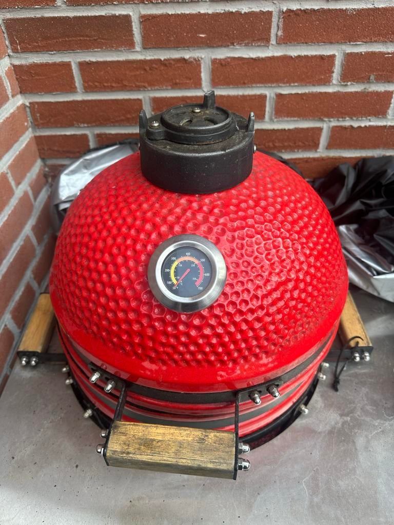 Kamado BBQ - Altijd onder zeiltje gestaan, Tuin en Terras, Houtskoolbarbecues, Ophalen, Gebruikt
